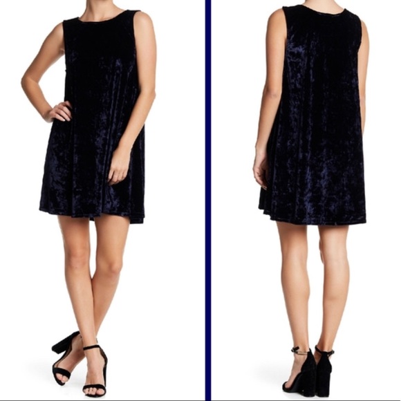 BB Dakota - Crushed Velvet Shift Dress NWOT - Picture 2 of 6